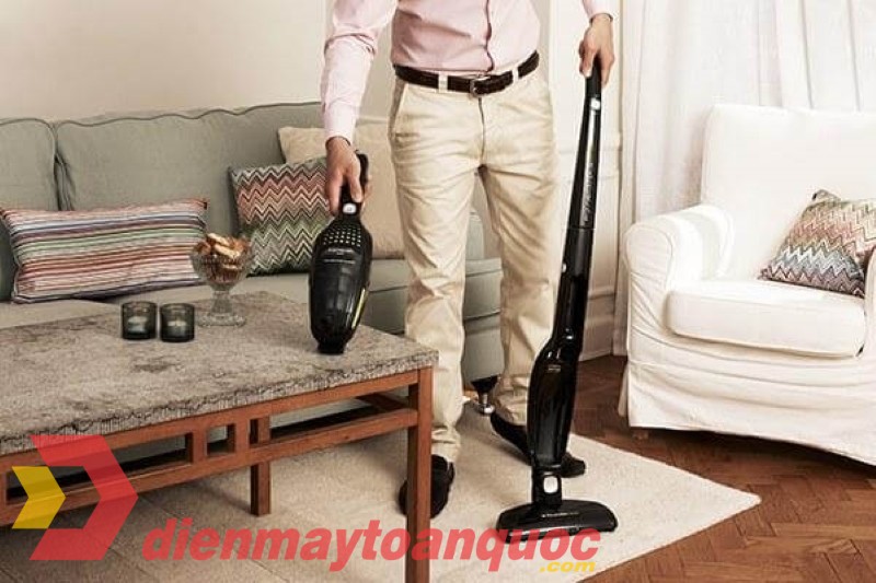Tổng vệ sinh gia đình với máy hút bụi cầm tay